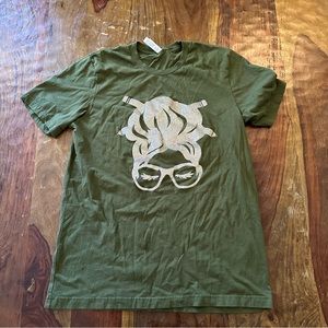 Large Army Green Graphic T-Shirt!
